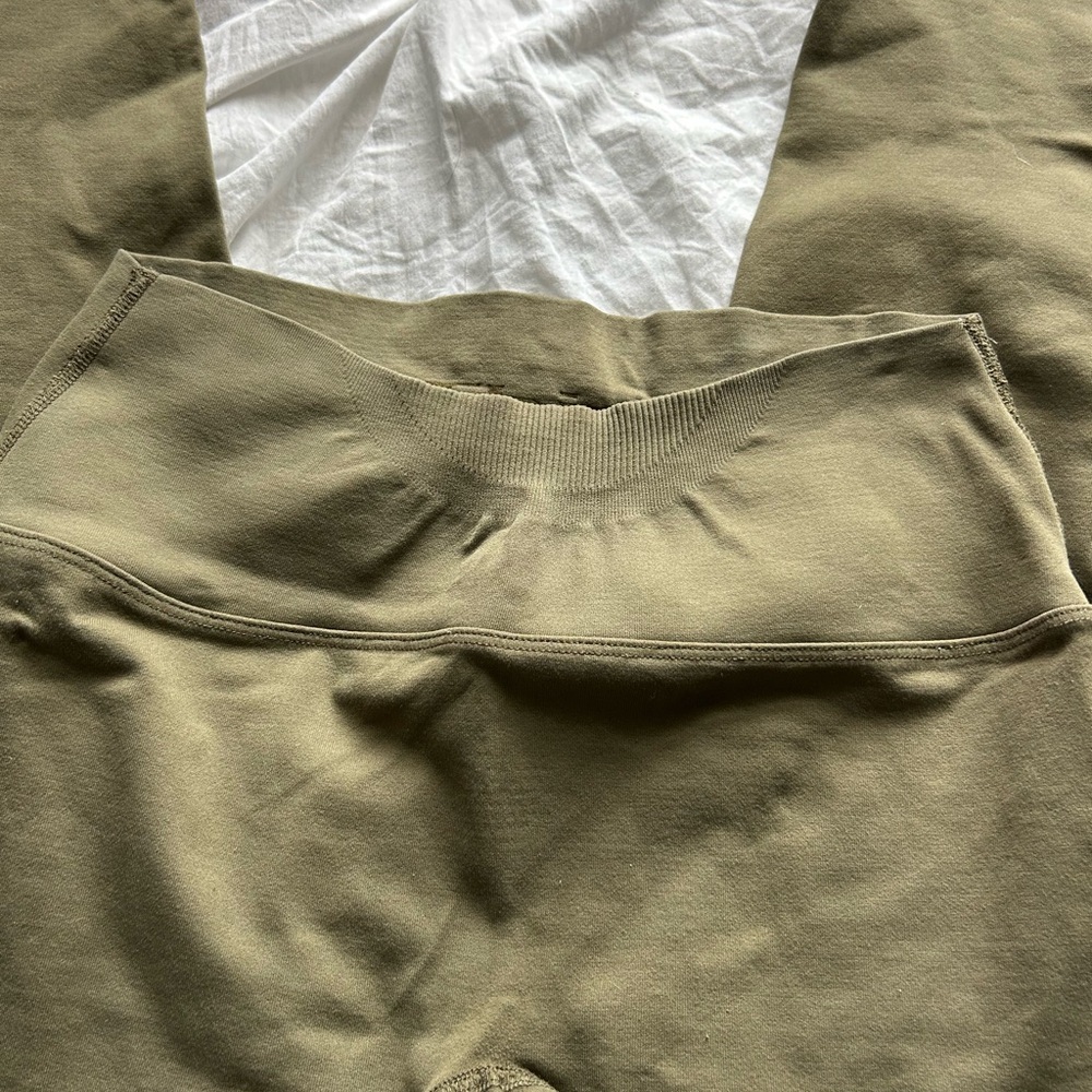 Free People Movement Olive Green Leggings xs/s - Picture 6 of 6